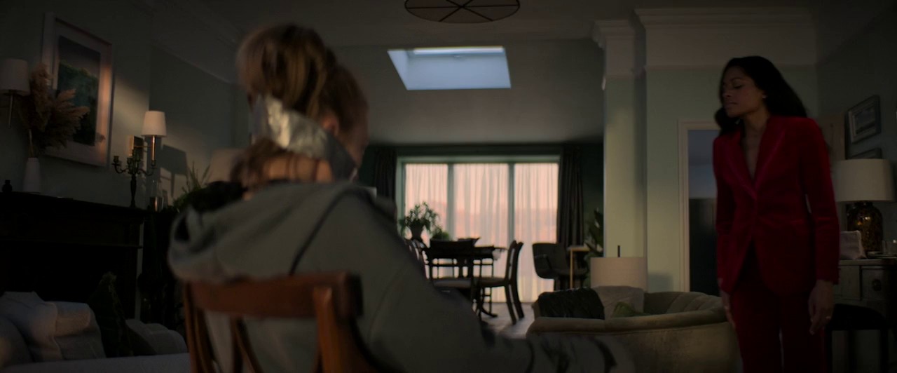 The Wasp (2024) AMZN WEBRip English 720p x264 AVC AAC 2.0 ESub.mkv.0004